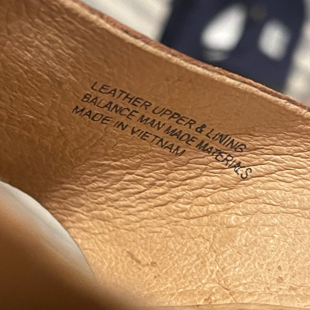 Born Women's leather sandal - Picture 5 of 5